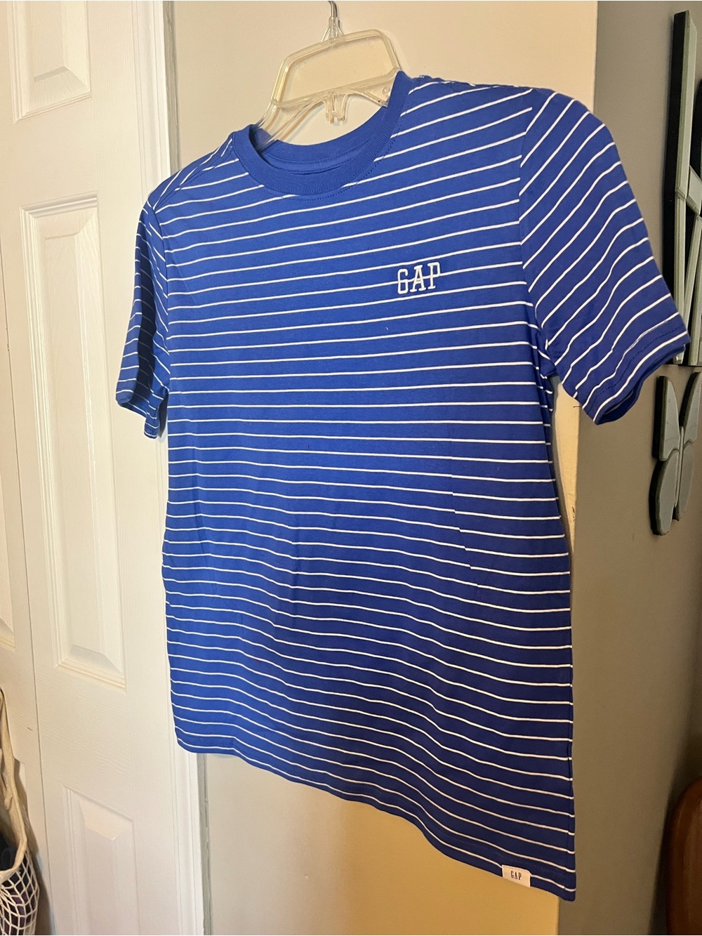 GAP kids shirt Blue and White Striped Crew Neck Tee